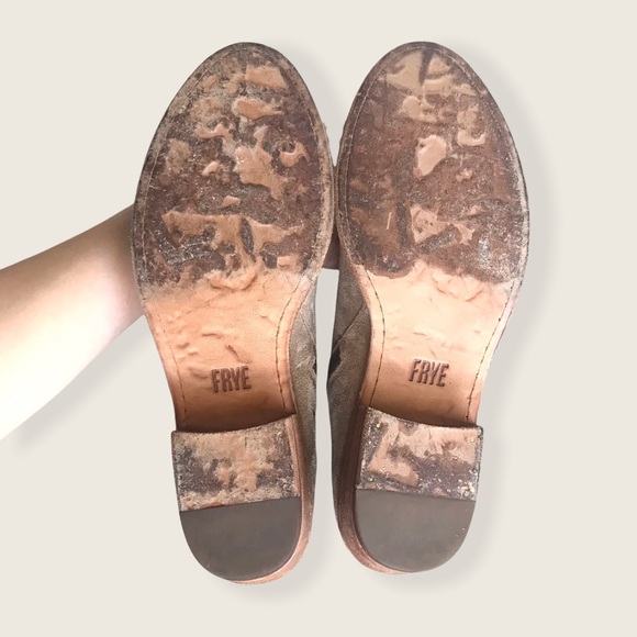 Frye Carson Piping Beige Suede Leather Low Heel Classic Minimalist Ankle Booties - Picture 13 of 16